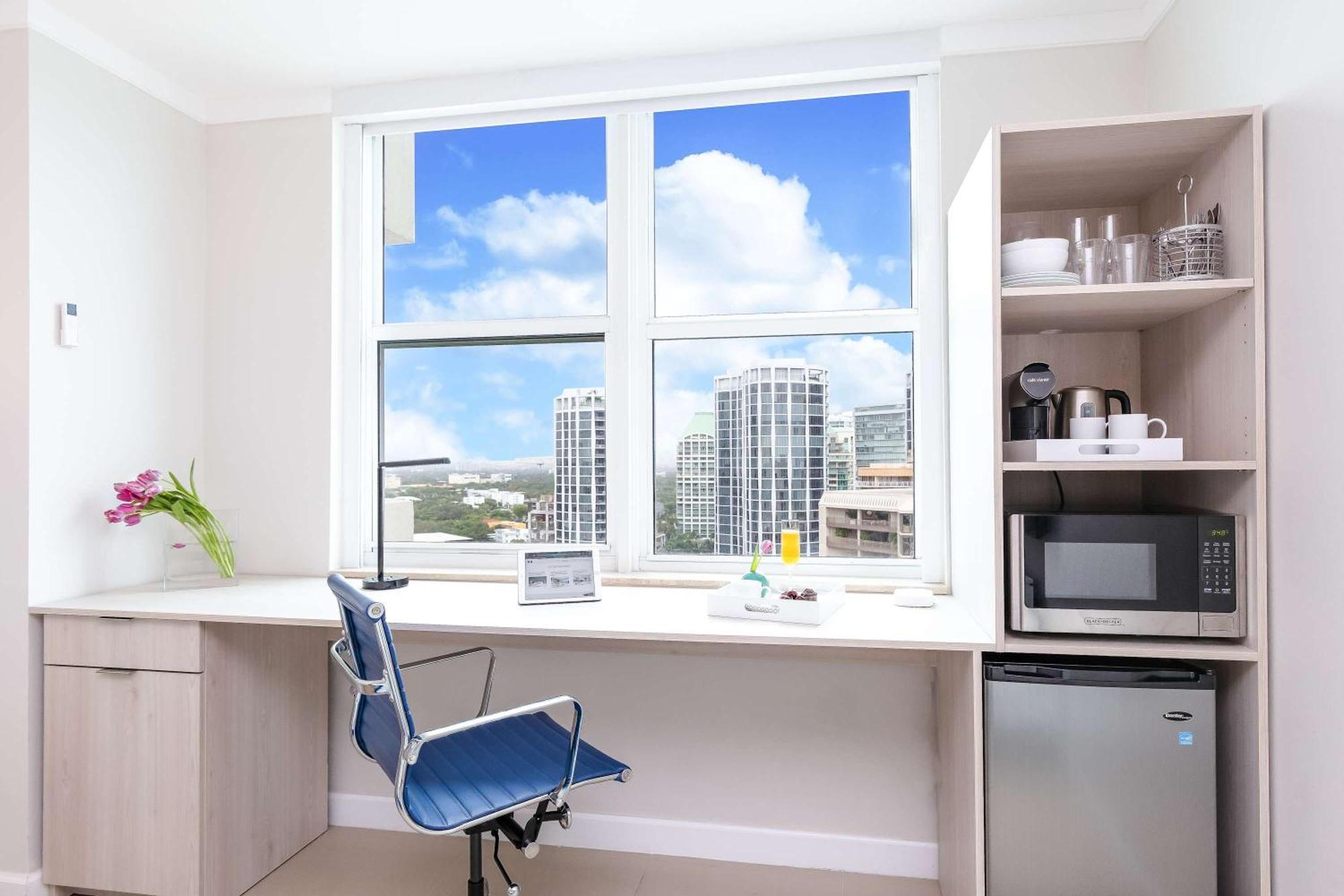 Mvr Not A Normal Suite-an Elevated * Miami